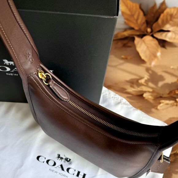 🚫SOLD🚫 Coach Curve Zip Limited Ed Shoulder Bag Maple/Brass & Cherry Charm - Picture 11 of 17